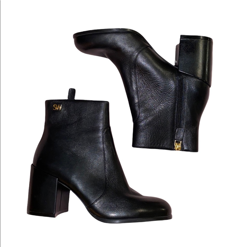 Stuart Weitzman Quinn Leather Booties - image 6